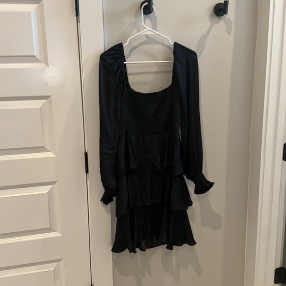 EUC Altar’d State Brand Layered Ruffle Long Sleeve Black Dress LBD Size XL - Picture 13 of 14
